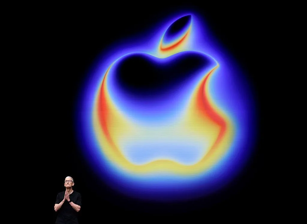 Apple'ın İlk Akıllı Gözlükleri İçin Lansman Gecikmesi ve Gizlilik Stratejisi