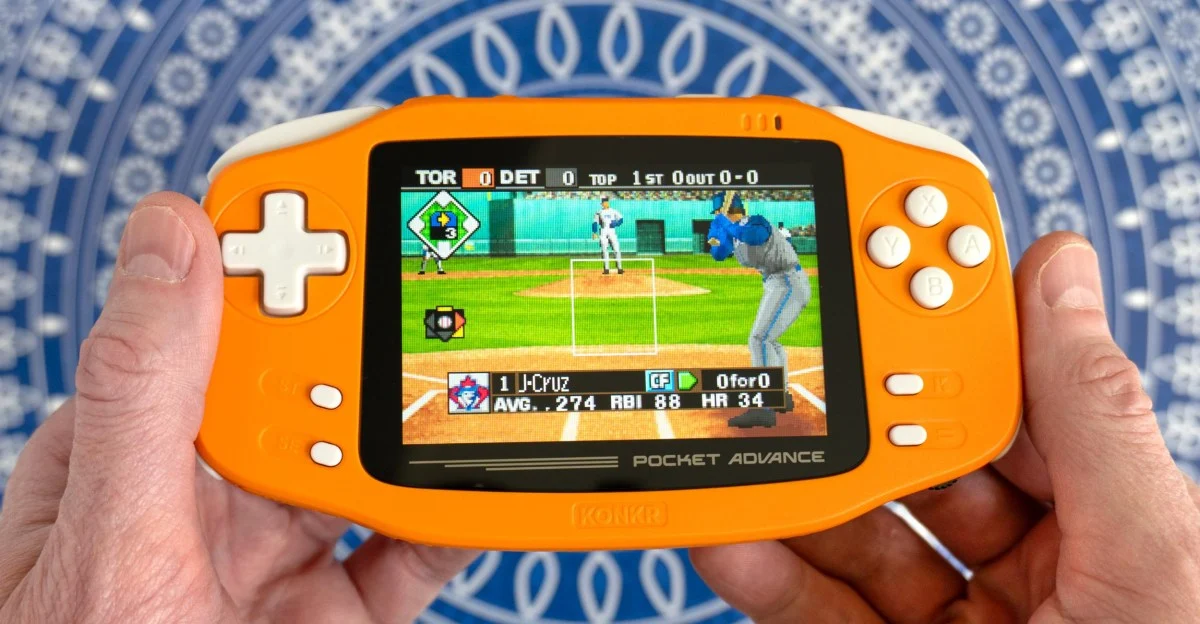 Ayaneo Konkr Pocket Advance GBA Deneyimini Modernize Ediyor