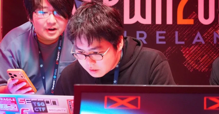 Pwn2Own'da Üç Ekip Tam Yamalı Google Pixel 10'u Uzaktan Ele Geçirdi