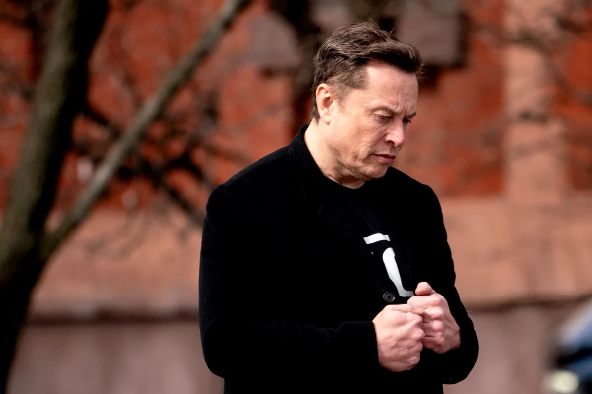 Musk, 2027'de Amerika'daki Her Çocuğa Bir SpaceX Hissesi Bağışlayacağını Açıkladı