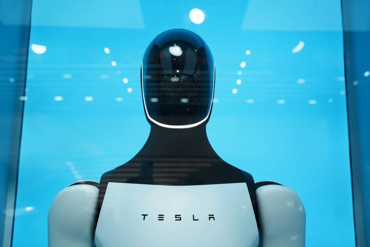 Tesla, Fremont'ta Optimus Robot Üretimine Başladı; Kâr Yüzde 43 Düştü